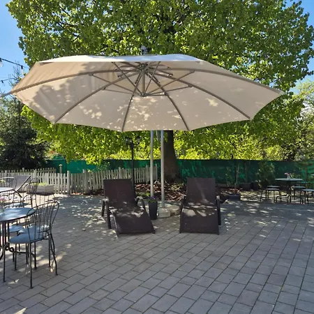 ベッド・アンド・ブレックファスト Dom Pod Lawendowym Polem Wolibórz